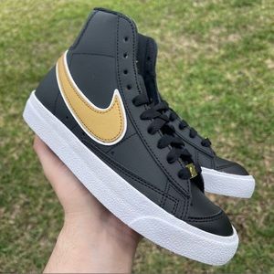 NIKE BLAZER MID BLACK GOLD SWOOSH